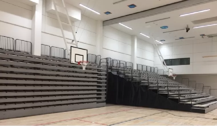 Retractable seating in Danmark-Free standing